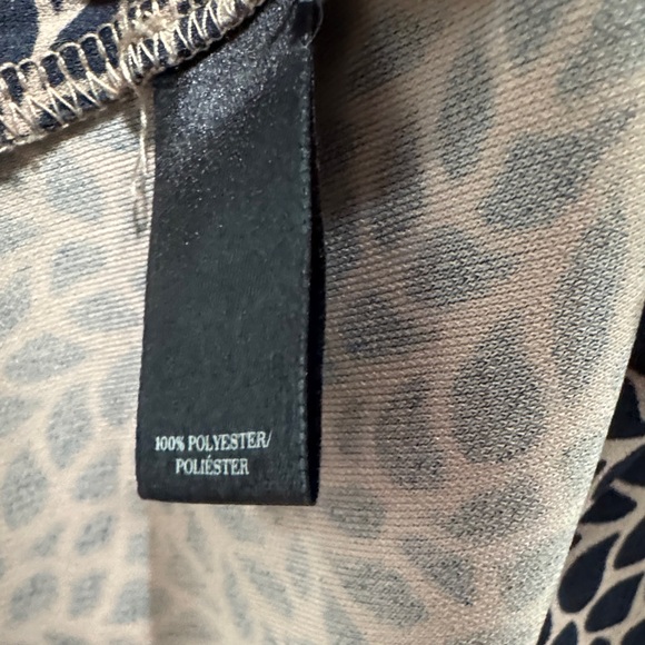 🖤🤍 Ann Taylor Women’s L/S Black & White Patterned Blouse – Size M 🖤🤍 - Picture 3 of 4